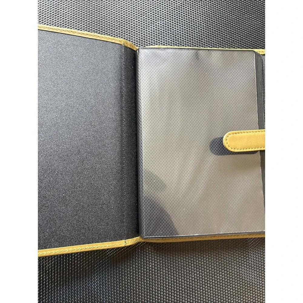 Banana republic genuine leather photo travel album with latch 6 7/8 X 5